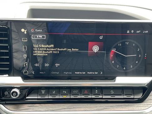 New 2026 GMC Sierra 3500 SLT w/ SLT Premium Package AWD/4WD image 13