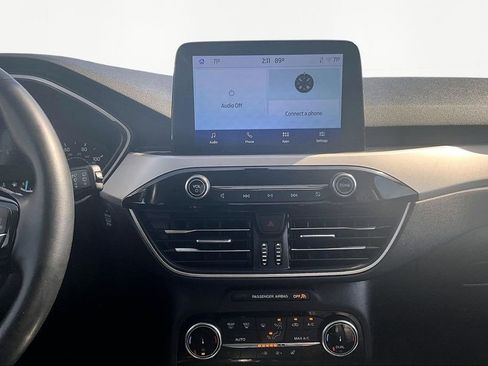 Used 2022 Ford Escape SEL image 6