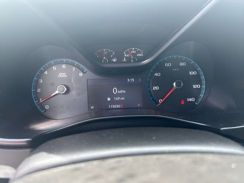 Used 2019 Chevrolet Colorado Z71 AWD/4WD image 12