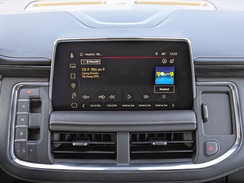 Used 2022 GMC Yukon SLT w/ SLT Luxury Package image 22