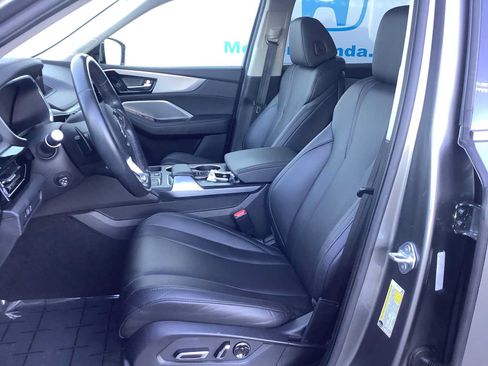 Used 2023 Acura MDX SH-AWD image 11
