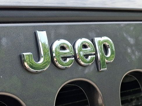 Used 2014 Jeep Wrangler Unlimited Sport w/ Quick Order Package 24S AWD/4WD image 28