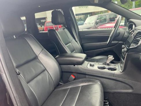 Used 2020 Jeep Grand Cherokee Limited w/ Luxury Group II AWD/4WD image 30