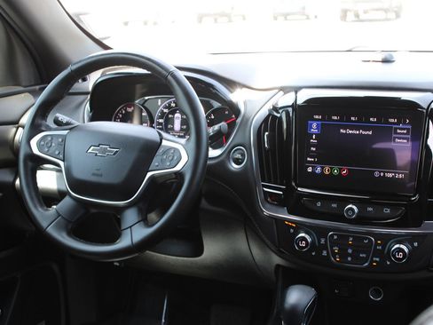 Used 2023 Chevrolet Traverse Premier w/ Redline Edition FWD image 28