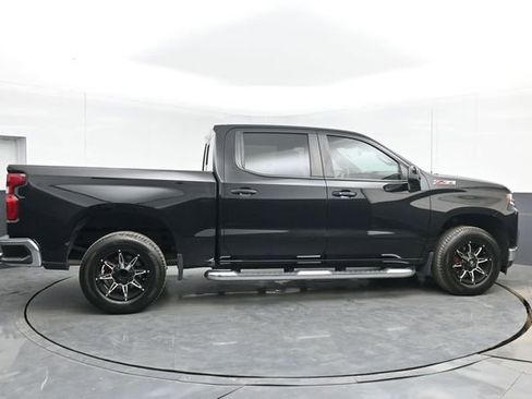 Used 2021 Chevrolet Silverado 1500 LT w/ Z71 Off-Road Package image 15