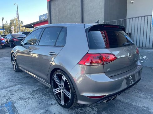Used 2016 Volkswagen Golf R 4-Door image 7