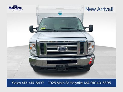 Used 2021 Ford E-350 and Econoline 350 Super Duty w/ Power Windows & Locks Group RWD image 1