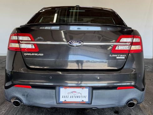 Used 2013 Ford Taurus Limited FWD image 5
