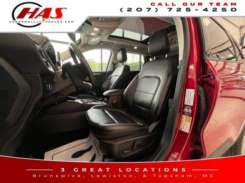 Used 2022 Ford Escape SEL AWD/4WD image 10