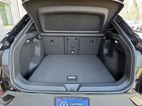 Certified 2023 Volkswagen ID.4 Pro S image 31