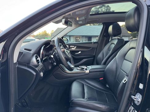 Used 2016 Mercedes-Benz GLC 300 4MATIC image 19