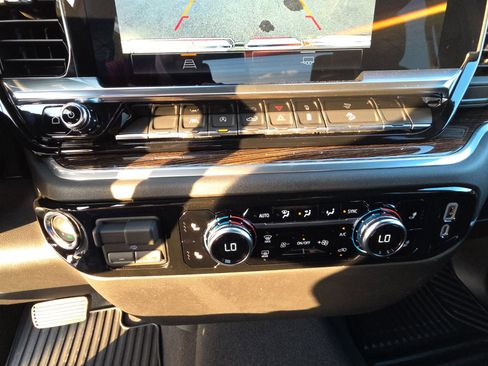 New 2026 GMC Sierra 1500 SLE w/ X31 Off-Road Package image 24