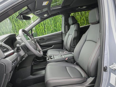 New 2026 Honda Odyssey Sport-L image 16