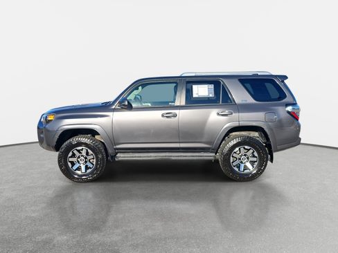 Used 2015 Toyota 4Runner SR5 Premium image 8