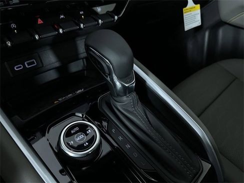 New 2026 Chevrolet Colorado ZR2 w/ Technology Package image 16