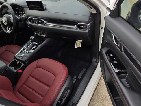 New 2025 MAZDA CX-5 Carbon Edition image 6