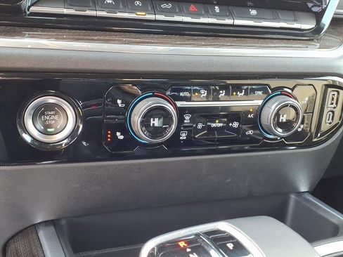 Used 2023 Chevrolet Silverado 1500 LT image 20