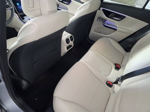 New 2026 Mercedes-Benz GLC 300 image 12