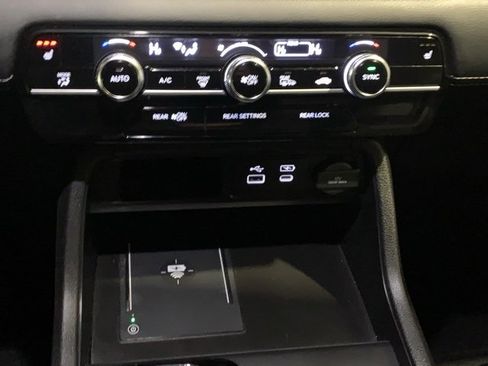 Used 2023 Honda Pilot EX-L image 15