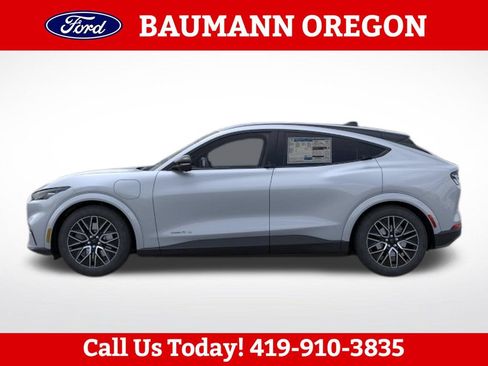 Used 2026 Ford Mustang Mach-E Premium AWD/4WD image 3