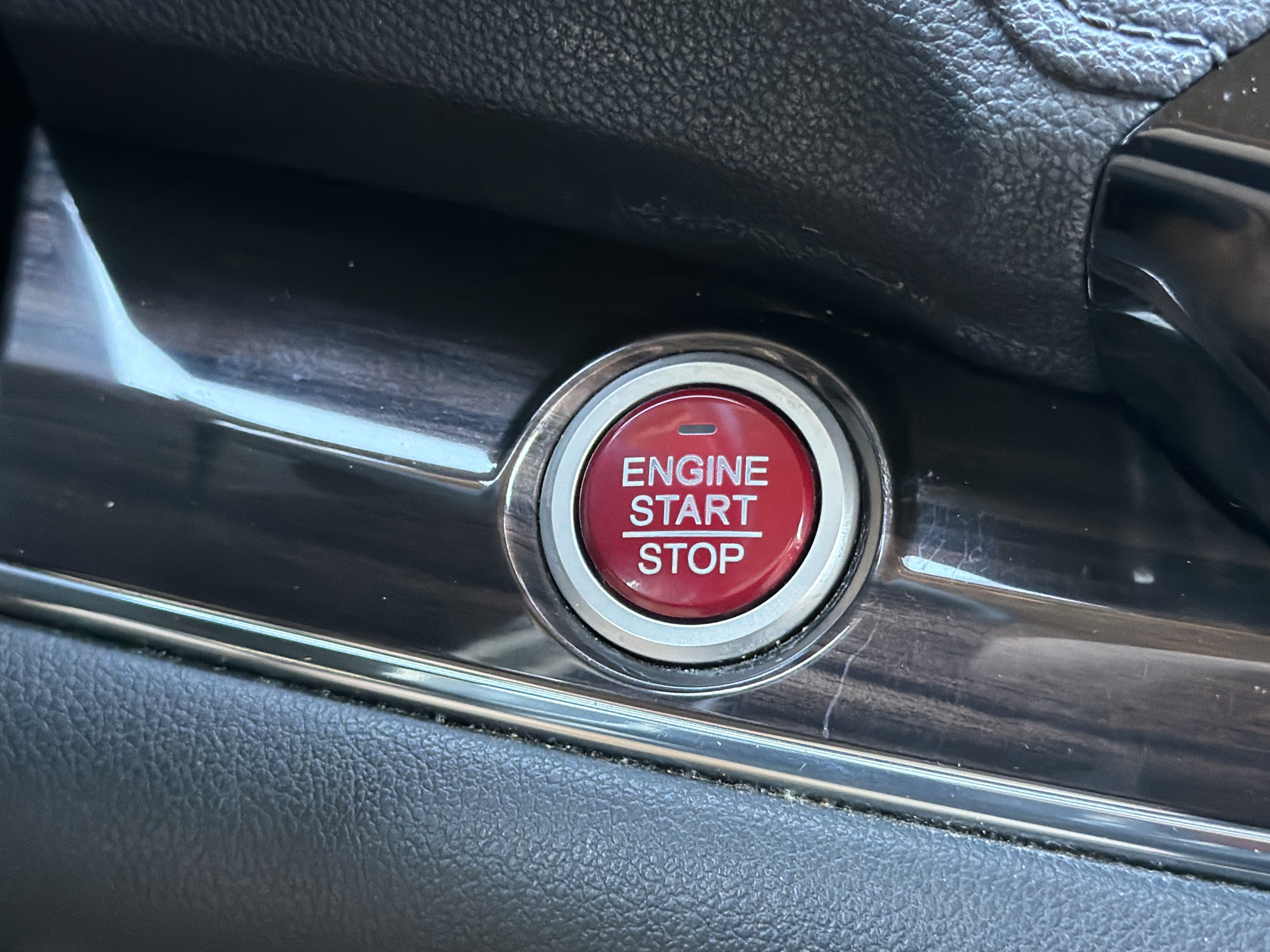 Used 2015 Honda CR-V EX-L image 9