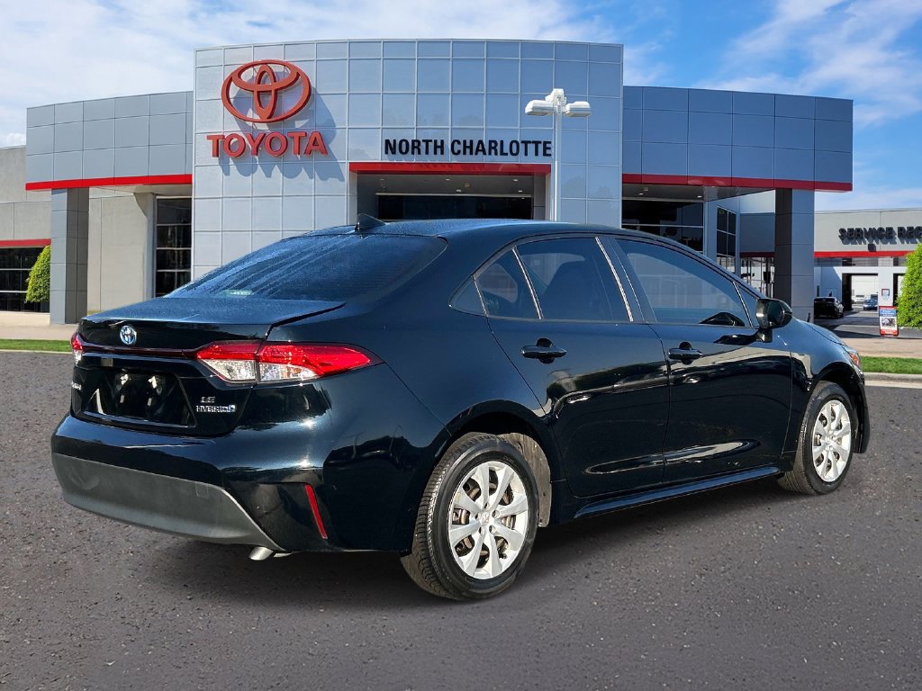 Used 2024 Toyota Corolla LE FWD image 7