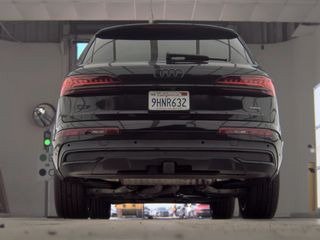 Used 2023 Audi Q7 3.0T Premium Plus w/ Premium Plus Package AWD/4WD image 9