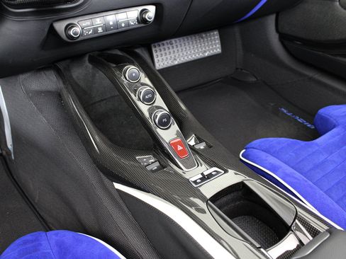 Certified 2022 Ferrari 812 GTS RWD image 84