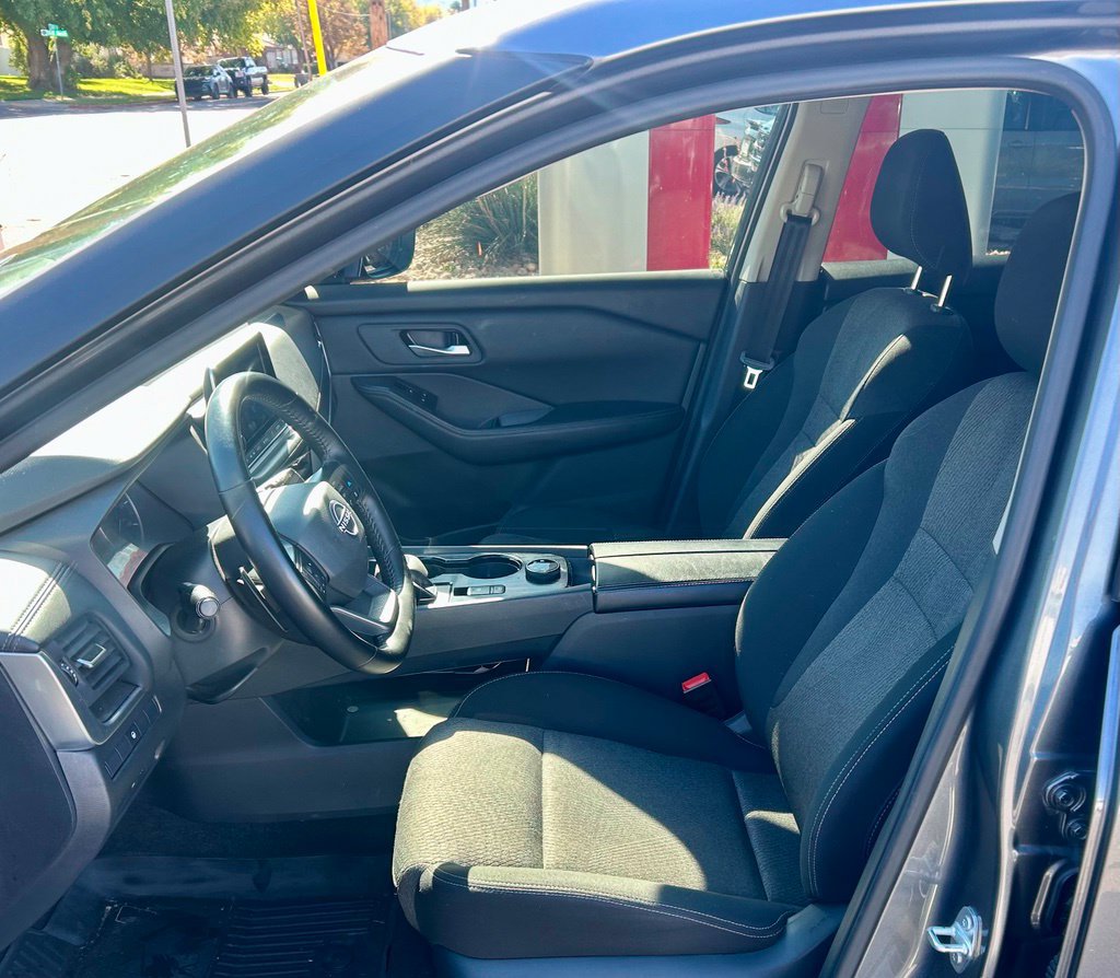 Used 2026 Nissan Rogue SV w/ Cold Weather Package AWD/4WD image 8