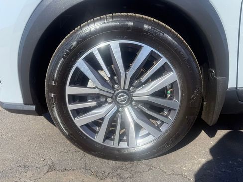 Used 2021 Nissan Kicks SV FWD image 9