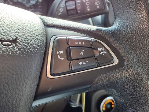 Used 2020 Ford EcoSport S image 25