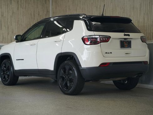 Used 2019 Jeep Compass Latitude AWD/4WD image 7