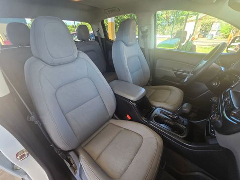 Used 2020 Chevrolet Colorado W/T w/ WT Convenience Package image 48