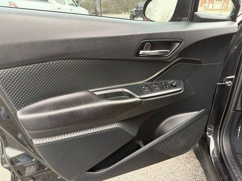 Used 2018 Toyota C-HR XLE image 23