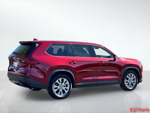 Certified 2026 Toyota Grand Highlander FWD image 5