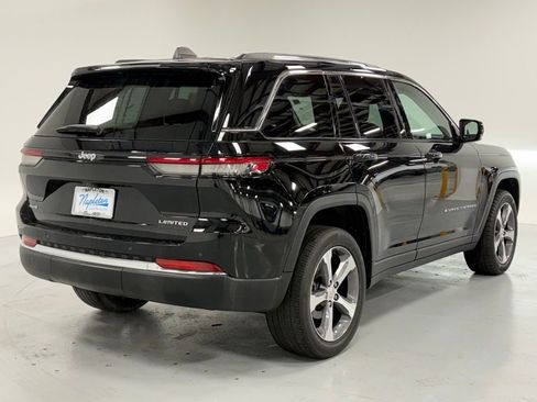 Used 2023 Jeep Grand Cherokee Limited image 4