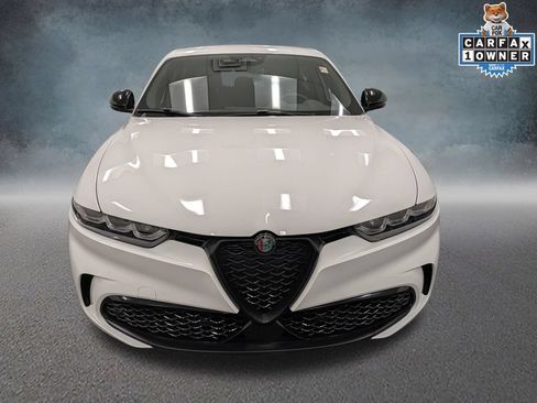 Used 2025 Alfa Romeo Tonale AWD/4WD image 2