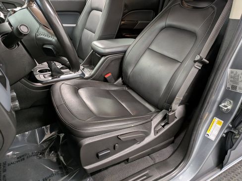 Used 2022 Chevrolet Colorado Z71 image 9