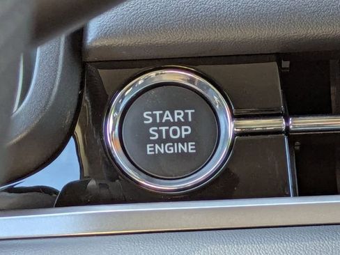 New 2026 Mitsubishi Outlander SE image 34