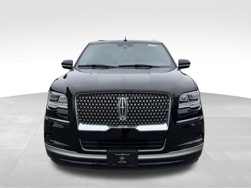 Used 2024 Lincoln Navigator Reserve w/ Equipment Group 201A image 3