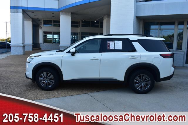 Used 2024 Nissan Pathfinder SV AWD/4WD image 7