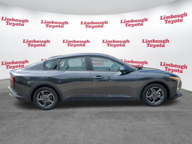 Used 2025 Kia K4 FWD image 2