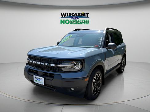 Used 2025 Ford Bronco Sport Outer Banks w/ Outer Banks Tech Package+ AWD/4WD image 17