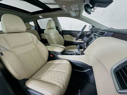 Used 2023 Nissan Murano Platinum w/ Cargo Package FWD image 34