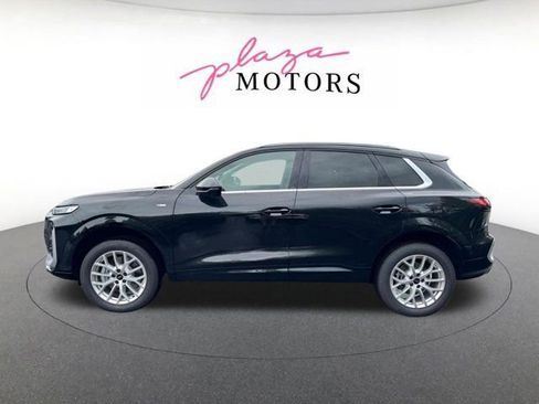 New 2026 Audi Q3 quattro 2.0T AWD/4WD image 2