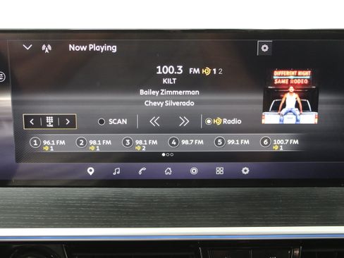 Used 2025 INFINITI QX80 Sensory AWD/4WD image 19