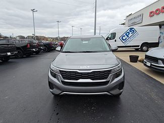 Used 2022 Kia Seltos LX video 2