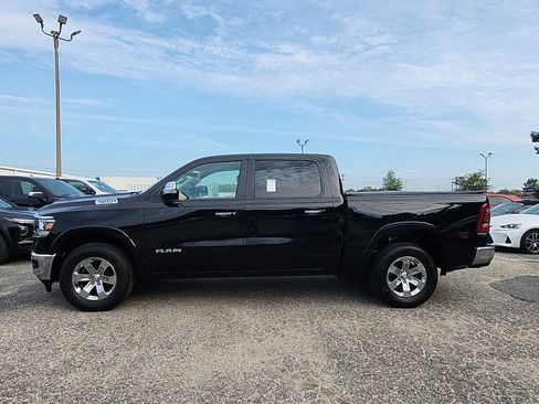 Used 2022 RAM 1500 Laramie AWD/4WD image 2