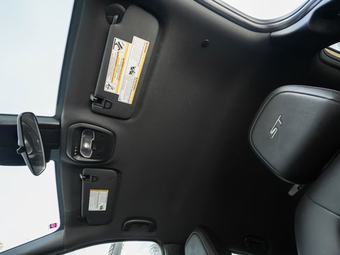 Used 2024 Buick Envista Sport Touring w/ Convenience I Package image 21