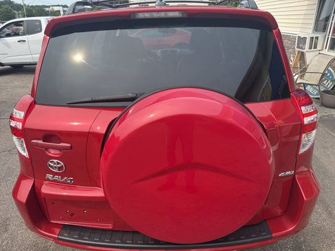 Used 2012 Toyota RAV4 4WD w/ Value Pkg image 11